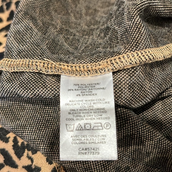 Ann Taylor‎ top, size small - Picture 13 of 14